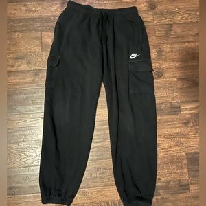 baggy nike cargo sweatpants